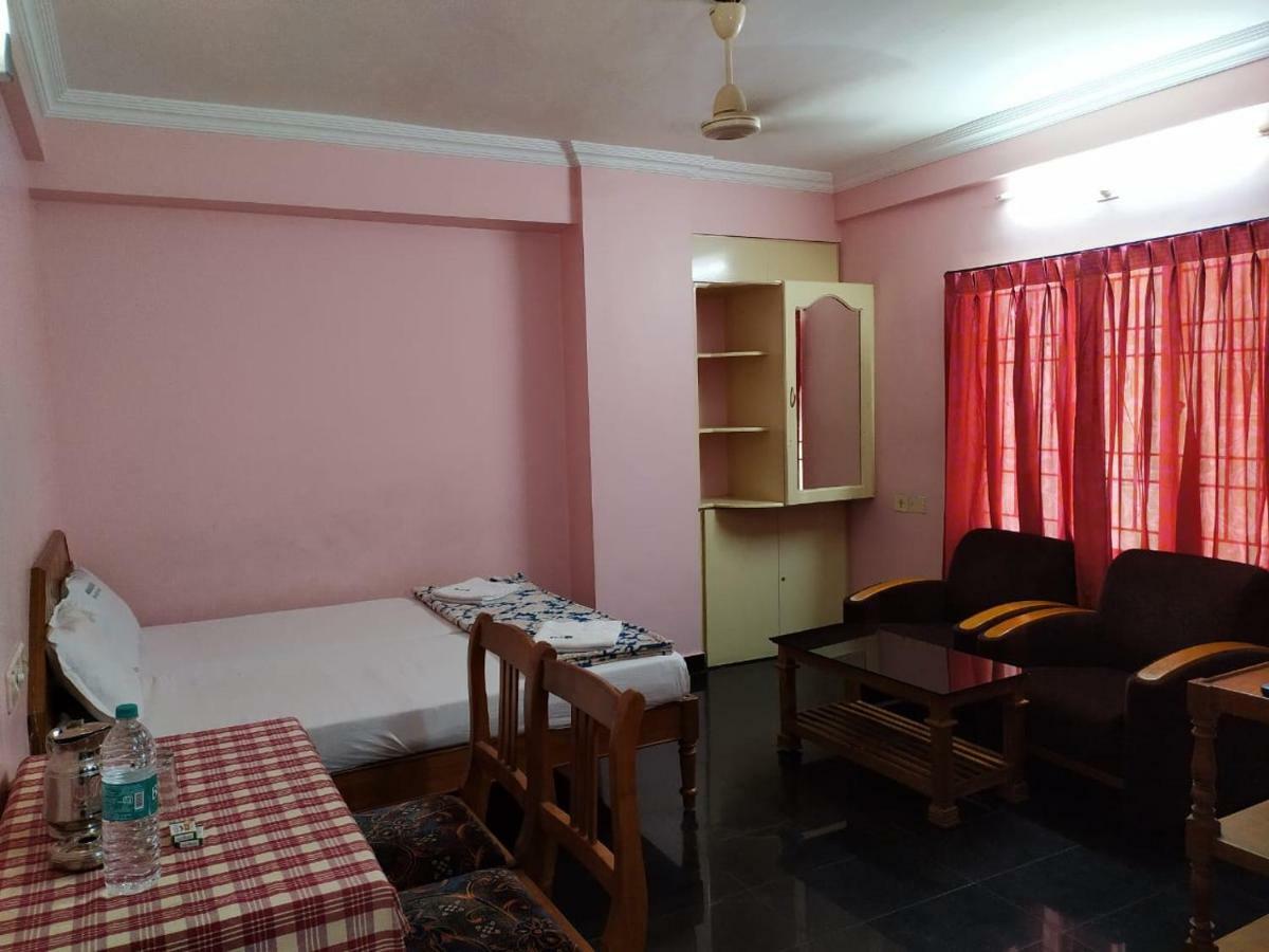 Manjalikulam Tourist Home Thiruvananthapuram Luaran gambar